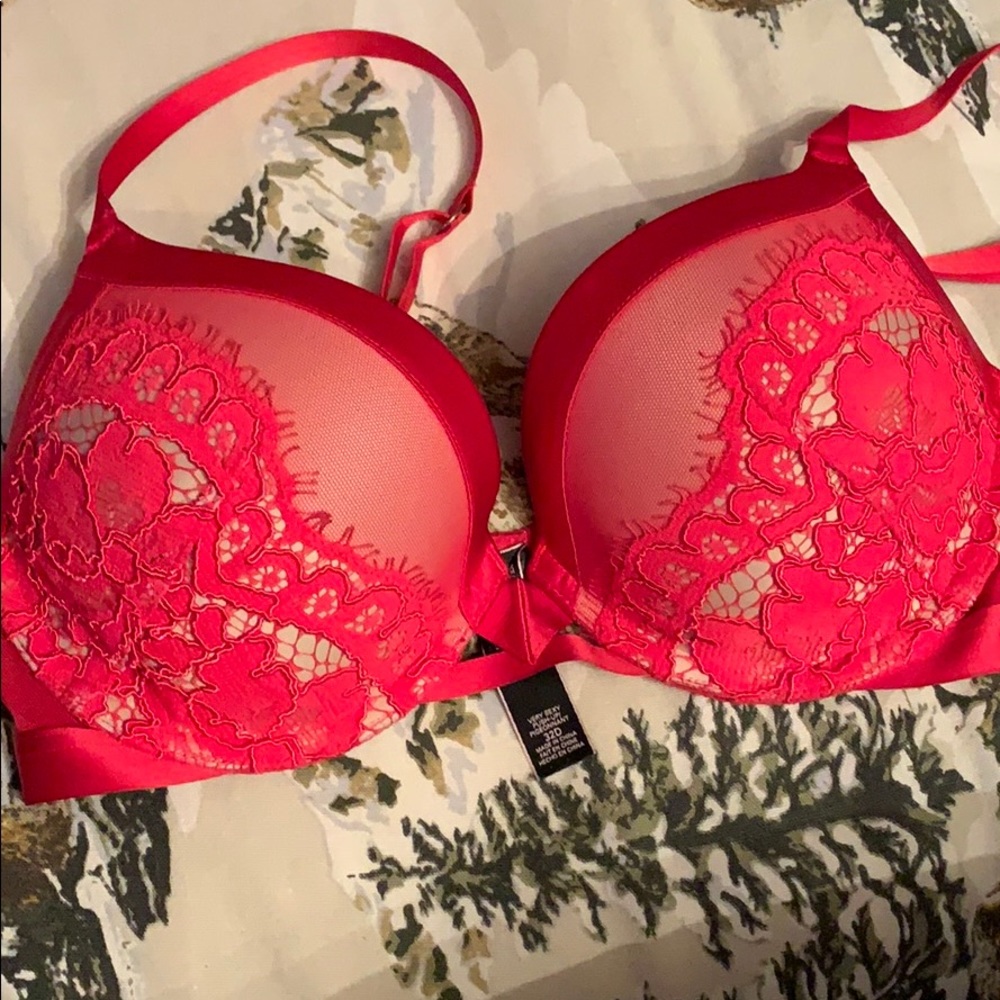 32D